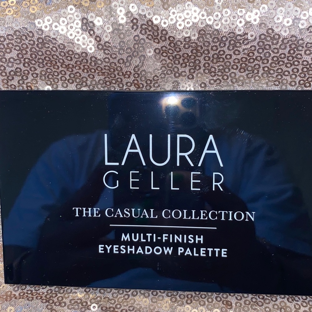 Laura helper eyeshadow